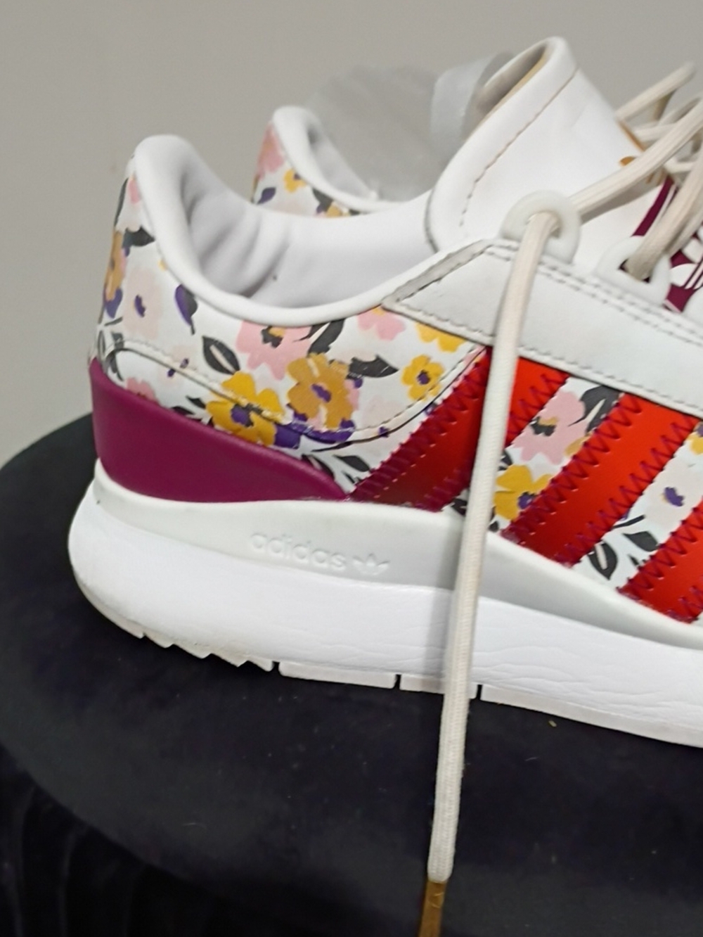 Adidas Sneakers - Picture 4 of 8